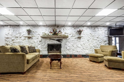 Quality Inn & Suites Binghamton Vestal image 17