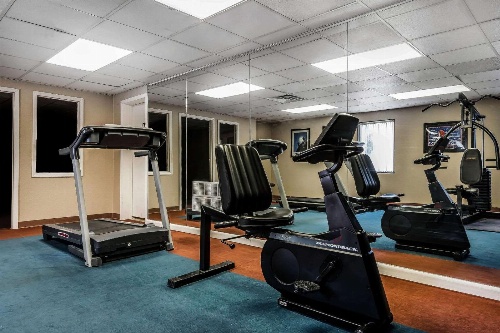 Quality Inn & Suites Binghamton Vestal image 2